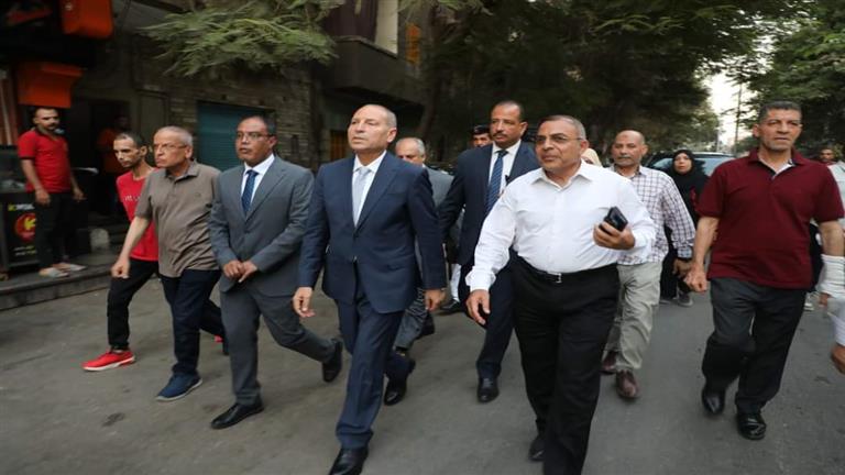 محافظ القاهرة يتفقد أعمال تطوير شارعى أحمد زكى والفيوم