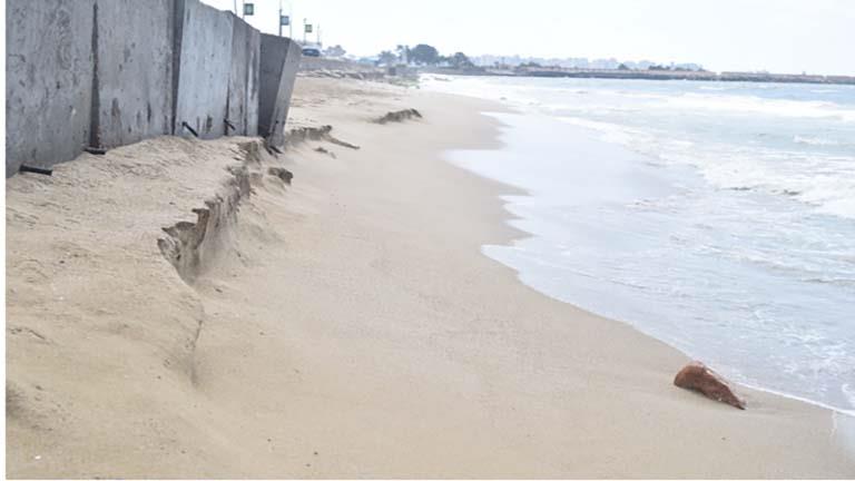 خبير يكشف حقيقة تعرض مصر لـ تسونامي مع انحسار مياه الشواطئ 