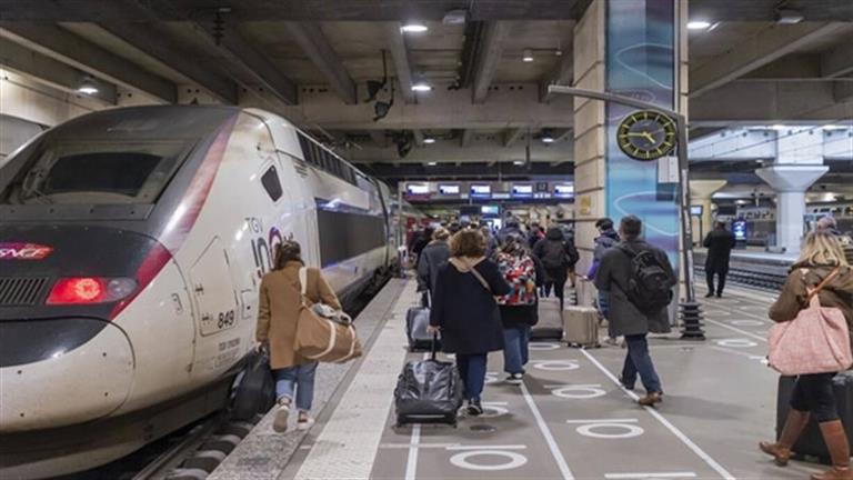 الهجوم على شبكة السكك الحديدية الفرنسية يمتد لبعض الدول الأوروبية