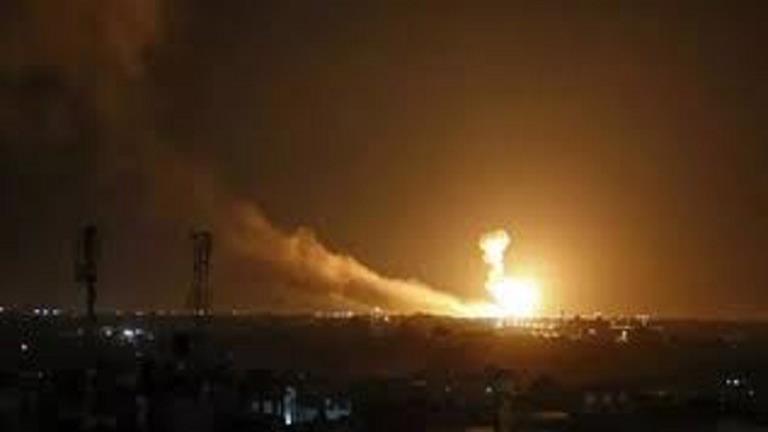 قصف صاروخي يستهدف القاعدة الأمريكية في حقل كونيكو بشرق سوريا