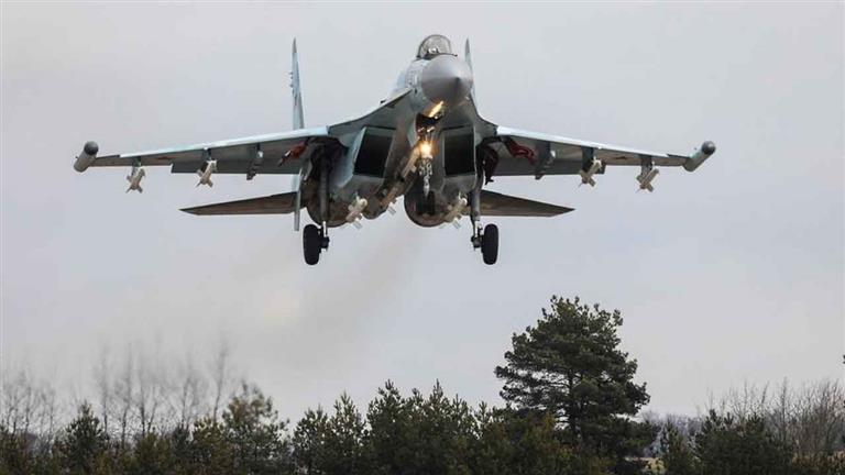 روسيا تستخدم قنابل انزلاقية ومقاتلات في هجمات قوية على شرقي أوكرانيا