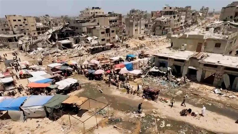 الدفاع المدني بغزة: الاحتلال دمر 90% من البنى التحتية في شرق خان يونس