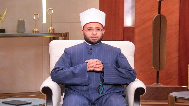 وزير الشئون الإسلامية بإندونيسيا يهنئ "الأزهري" هاتفيا بتوليه منصب وزير الأوقاف