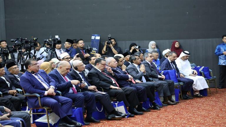 جامعة العلوم الإسلامية الماليزية تمنح شيخ الأزهر الدكتوراة الفخرية في دراسات القرآن والسنة