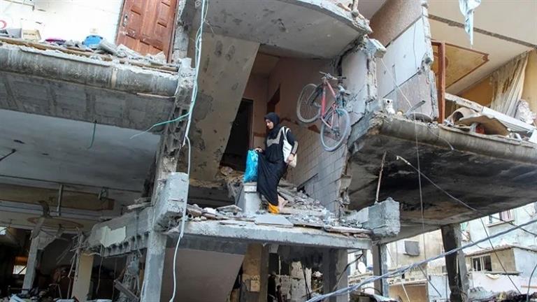 الجيش الإسرائيلي ينسف مباني في رفح