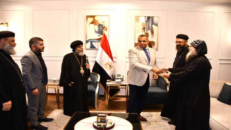 أسقف جنوب سيناء ووفد كاتدرائية السمائيين يهنئ المحافظ الجديد بالعام الهجري