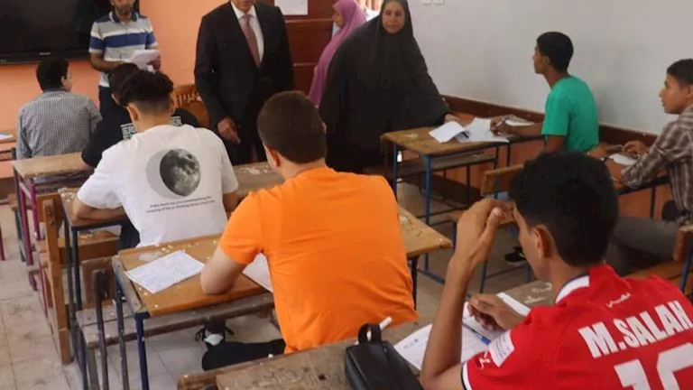 البوكليت وأجهزة قطع الاتصال.. خبراء يكشفون طرق للقضاء على الغش في الثا البوكليت وأجهزة قطع الاتصال.. خبراء يكشفون طرق للقضاء على الغش في الثا