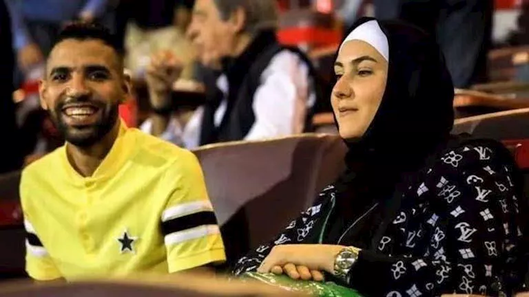 15 صورة ترصد قصة دعم زوجة مؤمن زكريا له في أزمته الصحية 15 صورة ترصد قصة دعم زوجة مؤمن زكريا له في أزمته الصحية