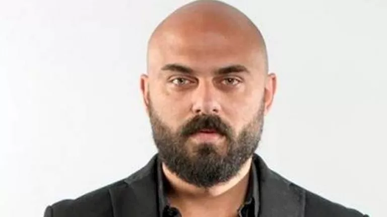 تطور جديد في دعوى تعويض بمليون جنيه ضد الفنان أحمد صلاح حسني