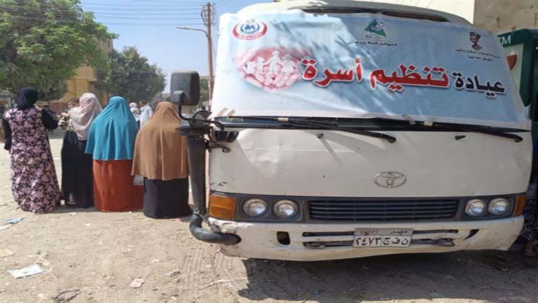 صحة المنيا: تقديم الخدمات الطبية لـ 1415 مواطنا خلال قافلة مجانية بالسرارية 