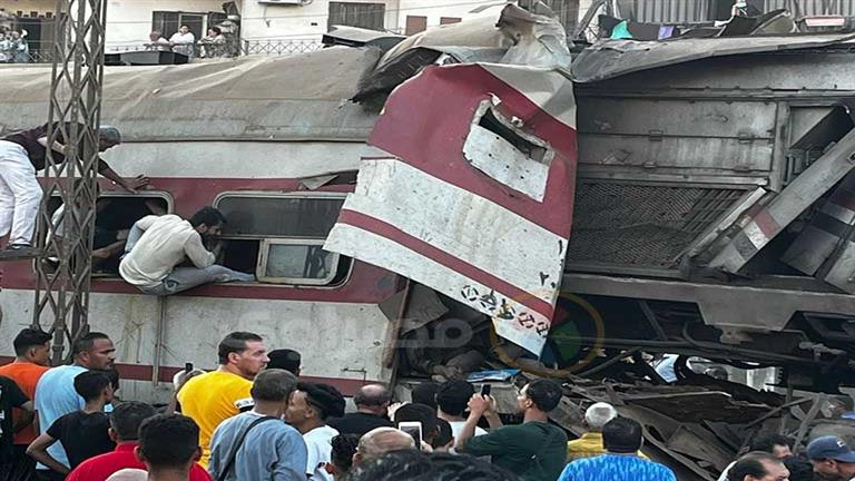 مصدر أمني: حالة وفاة و23 مصابا في تصادم قطارين بالزقايق 