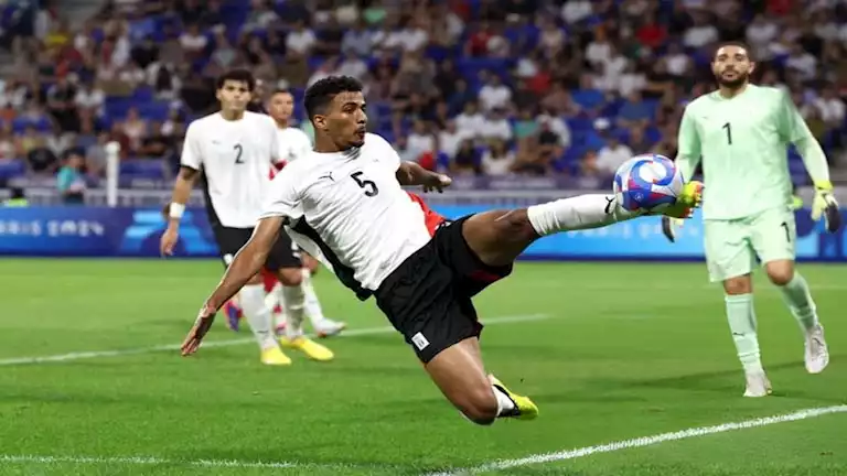 الزمالك يسعى لتجديد عقد حسام عبد المجيد بعرض مالي مغري