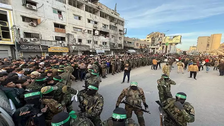 فيديو وصور| انتشار حماس بشوارع غزة.. مشاهد تحمل دلالات فشل إسرائيلية