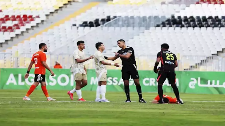 لحظة بلحظة.. الأهلي 1-1 فاركو.. المترجي يتقدم وإمام عاشور يعادل النتيجة