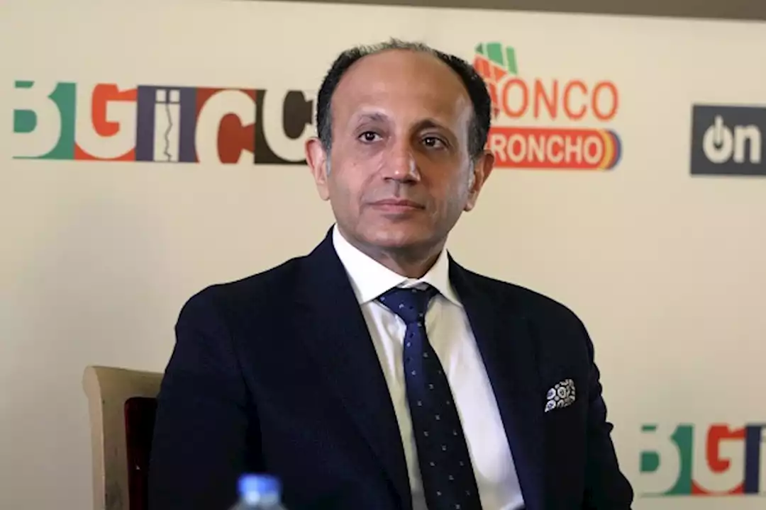 د. أحمد عاشور مكتشف لقاح سرطان المبيض