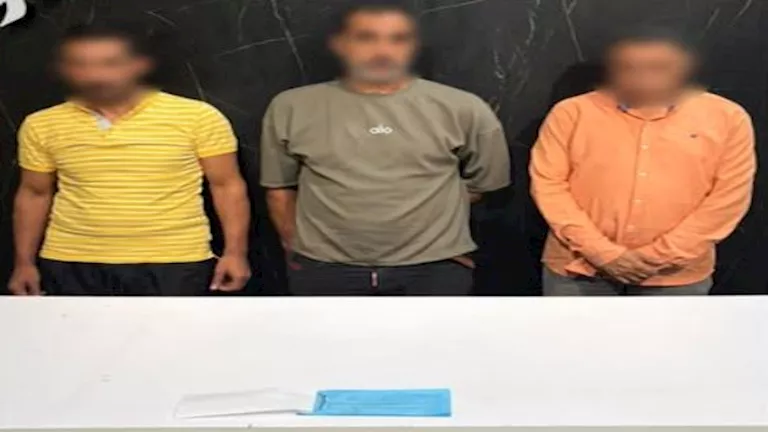 الداخلية تضبط متهمين احتجزا سمسارا وأجبراه على توقيع إيصالات أمانة بالقاهرة