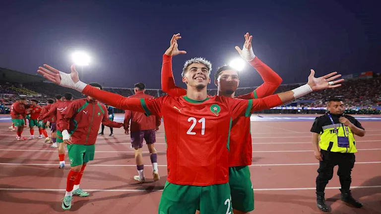 الزبيري يتألق ويعتلي صدارة هدافي كأس العالم للشباب 2025