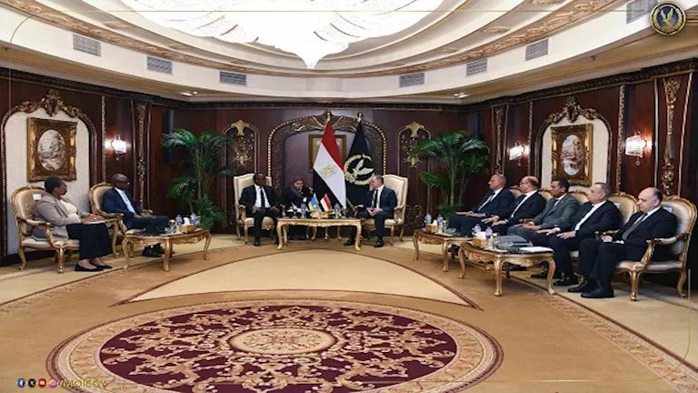 وزير الداخلية يبحث مع نظيره الرواندى تعزيز التعاون الأمنى المشترك