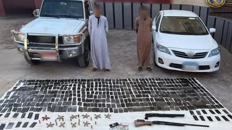 الداخلية تحبط صفقة مخدرات بـ108 ملايين جنيه بمطروح