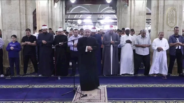خطيب الجمعة بالأزهر: الإحسان يقتضي أن يؤدي الجميع واجبه على أكمل وجه