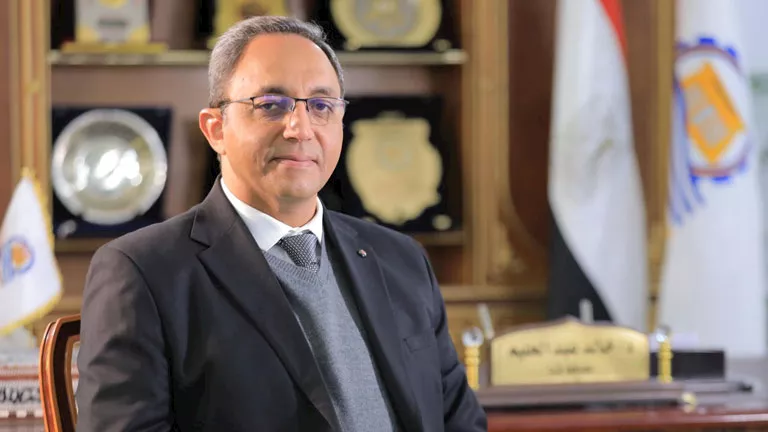 محافظ قنا يعتمد حركة تنقلات جديدة لرؤساء الوحدات المحلية القروية