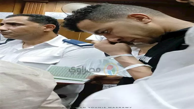 خناقة نص الليل ..ماذا جرى مع "صاصا" و فرقته على كورنيش النيل؟