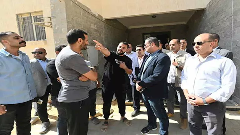 وزير الإسكان يتفقد مشروع سكن مصر بالقاهرة الجديدة