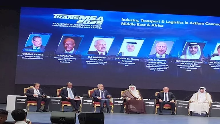 وزير النقل القطري: مصر تمتلك موقعًا استراتيجيًا استثنائيًا