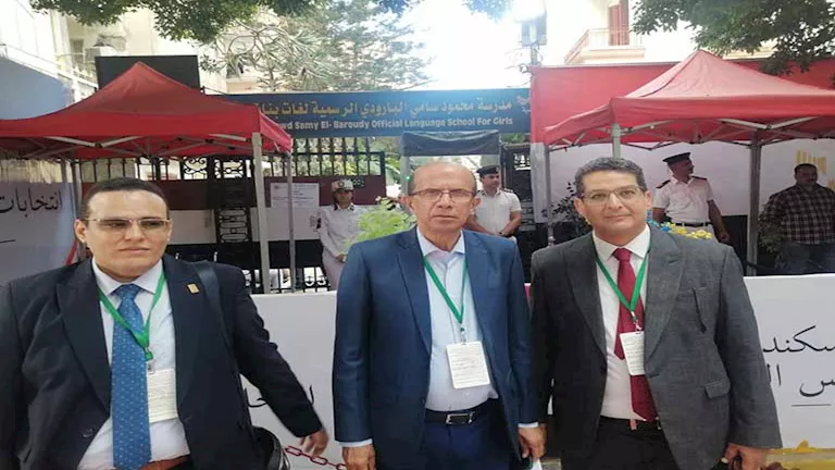 لجنة حقوق الإنسان تتفقد اللجان بالإسكندرية وتشيد بسير الانتخابات-صور