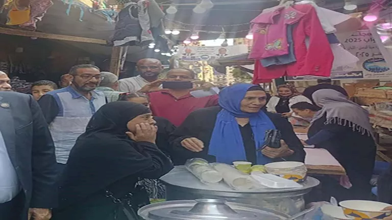 “بليلة وشعيرية”.. وجبات شعبية بكرموز في أول أيام انتخابات النواب (صور) “بليلة وشعيرية”.. وجبات شعبية بكرموز في أول أيام انتخابات النواب (صور)