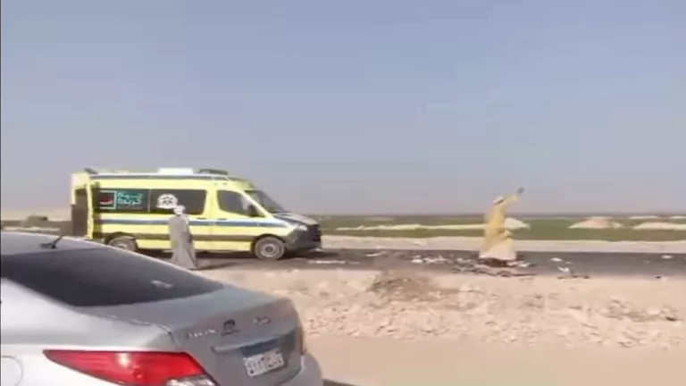 حصيلة صادمة.. ارتفاع عدد ضحايا حادث ميكروباص الأقصر إلى 8 وفيات -صور