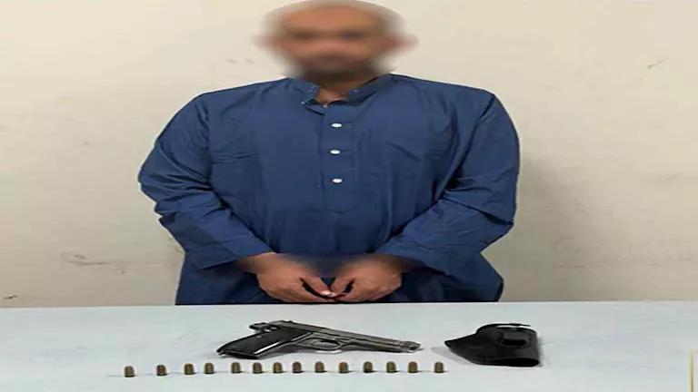 معاينة النيابة لـ مسرح مقتل مهندس الإسكندرية: فوارغ طلقات وخزينة سلاح وهاتف