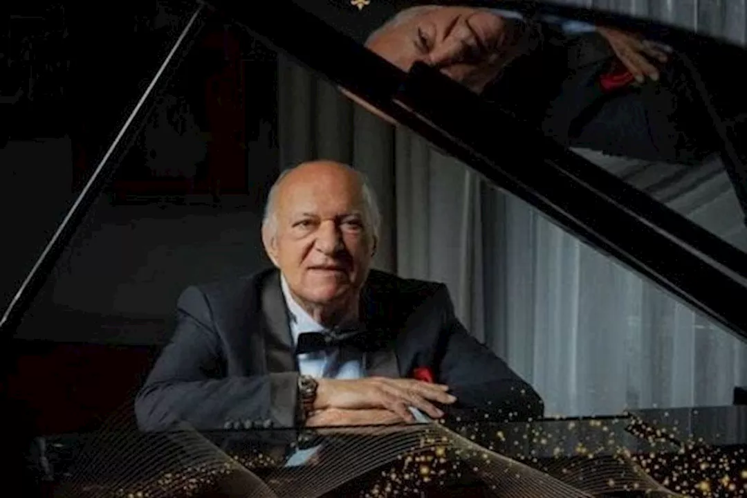 الموسيقار عمر خيرت