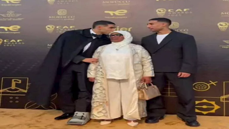 أشرف حكيمي يتوج بجائزة أفضل لاعب في أفريقيا 2025 في حدث تاريخي