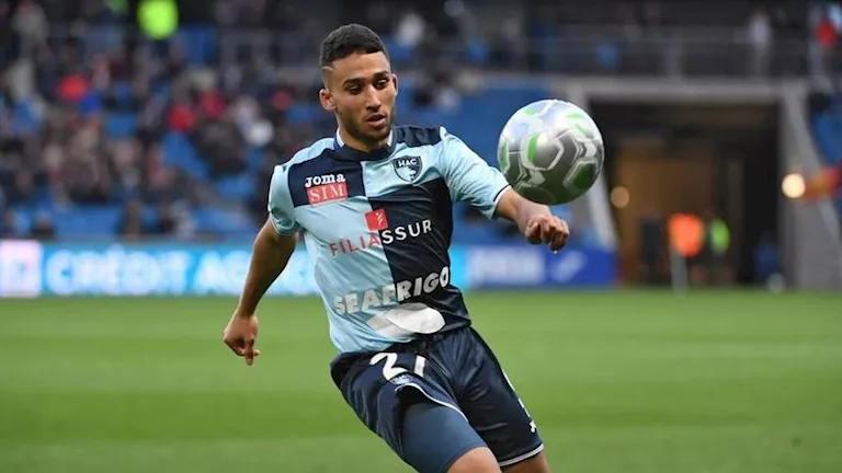 الأهلي يفتح خط المفاوضات مع 6 لاعبين لتعزيز صفوفه في يناير