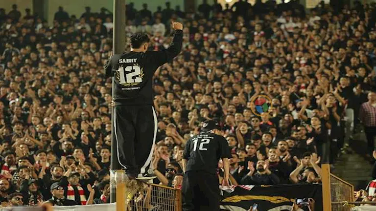 جماهير الزمالك تكرم محمد صبري خلال مباراة زيسكو يونايتد جماهير الزمالك تكرم محمد صبري خلال مباراة زيسكو يونايتد