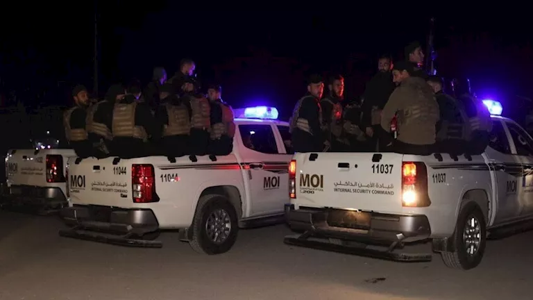 عقب جريمة قتل مروعة.. تمديد حظر التجوال في حمص بسوريا