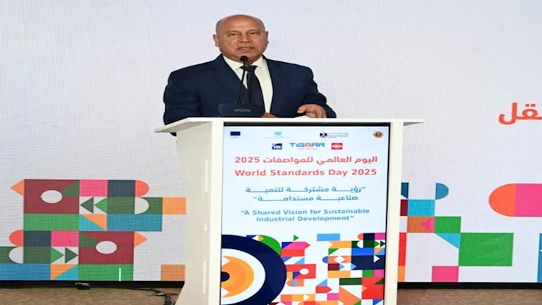 كامل الوزير: ندعو المصانع والشركات لتوطين تكنولوجيا الصناعات الخضراء