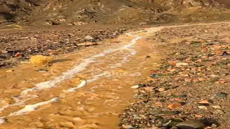 “سيل مدسوس”.. الأمطار تضرب جنوب سيناء وحالة طوارئ قصوى تحسباً للأسوأ