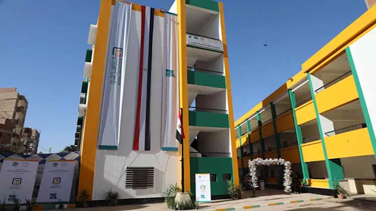 بتمويل البنك الأهلي.. تطوير مدرسة السلام الإعدادية بنات بالمنيا (صور) بتمويل البنك الأهلي.. تطوير مدرسة السلام الإعدادية بنات بالمنيا (صور)