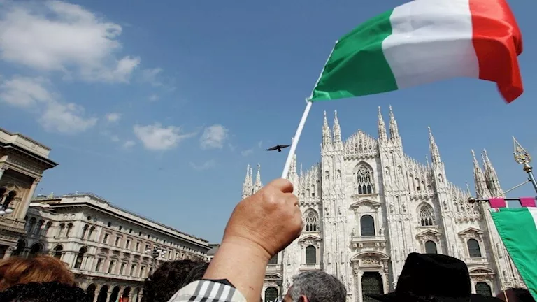 بأغلبية 237 صوتا.. برلمان إيطاليا يقر قانونًا يجرم قتل النساء ويعاقب ع