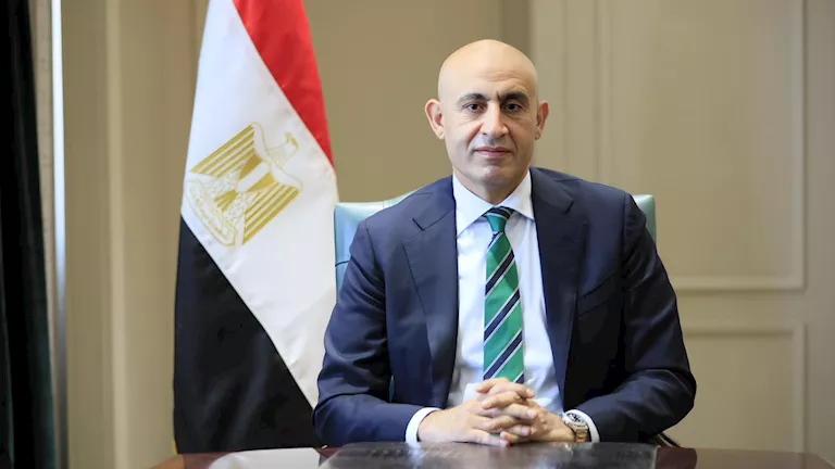 بعد الواقعة الأخيرة.. التعليم تكلف لجنة لإدارة مدارس النيل الدولية 