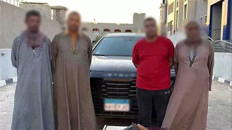 الداخلية تكشف ملابسات احتجاز رجل أعمال بالمعادي