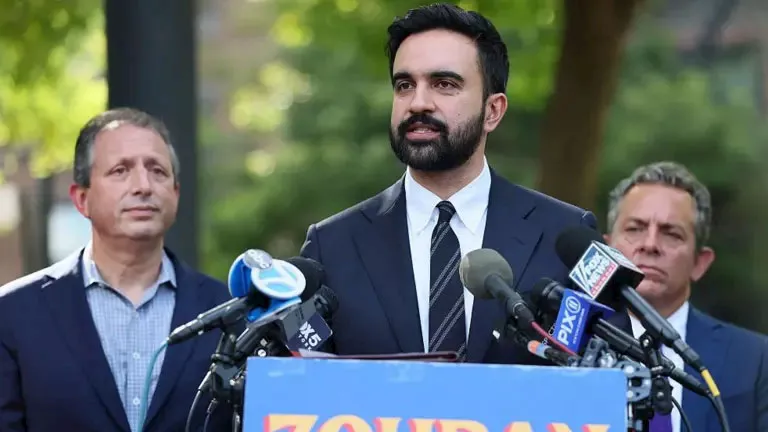 توعد للفاسدين وإنجازات للمواطنين.. ماذا قال زهران ممداني بعد فوزه بمنص