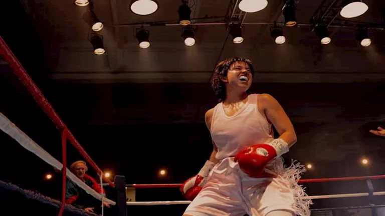 سيدني سويني تتألق في عرض فيلمها "Christy" وتستعد لمغامرة جديدة في السينما الهندية بمبلغ 45 مليون دولار