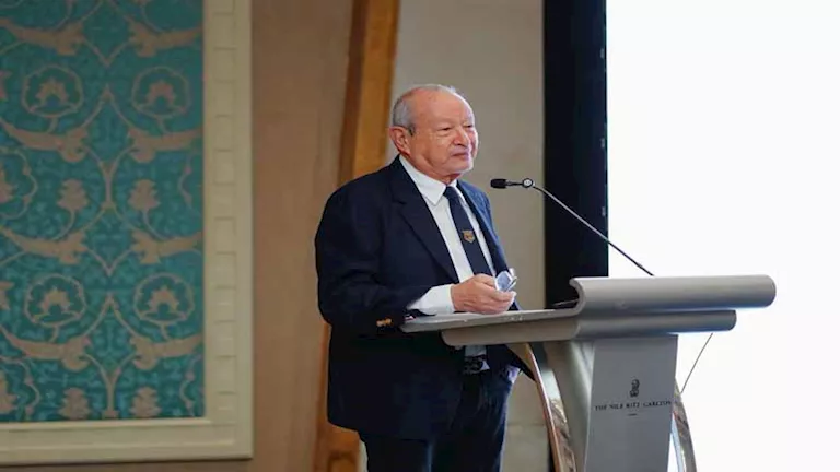 ساويرس: تأهيل الشباب يرفع رواتبهم لـ15 ألف جنيه وهو الحد الأدنى للمعيش ساويرس: تأهيل الشباب يرفع رواتبهم لـ15 ألف جنيه وهو الحد الأدنى للمعيش