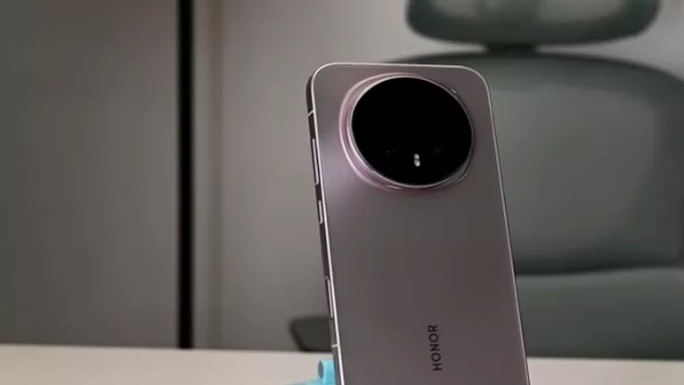 Honor تُطلق منافسًا جديدًا في عالم الهواتف الذكية.. ما مواصفاته ومميز Honor تُطلق منافسًا جديدًا في عالم الهواتف الذكية.. ما مواصفاته ومميز