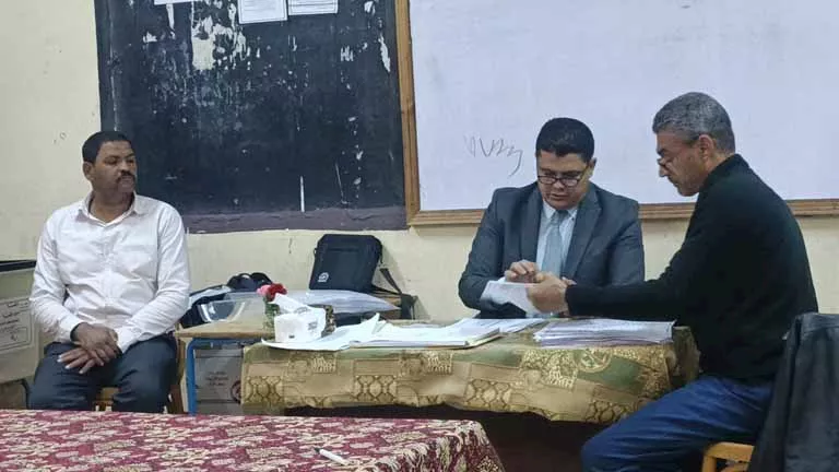 إغلاق الصناديق وبدء فرز “دوائر النواب الخمس” بالمنيا (فيديو وصور)