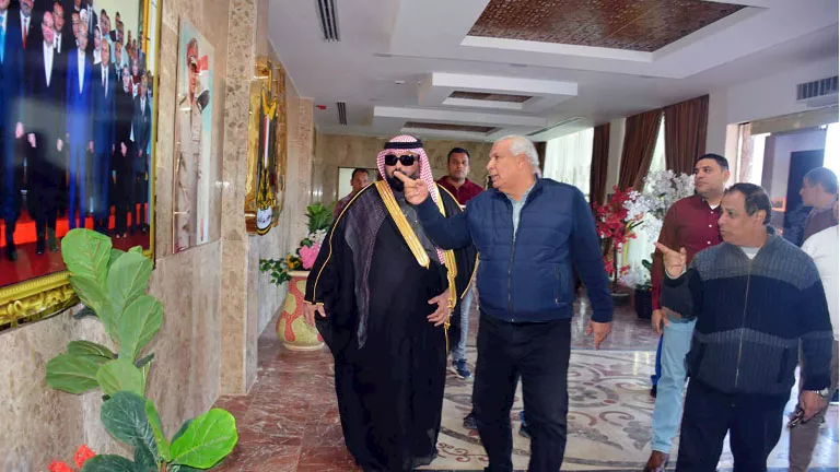 محافظ الوادي الجديد يستقبل وفداً سعودياً على هامش مهرجان الرياضات التر
