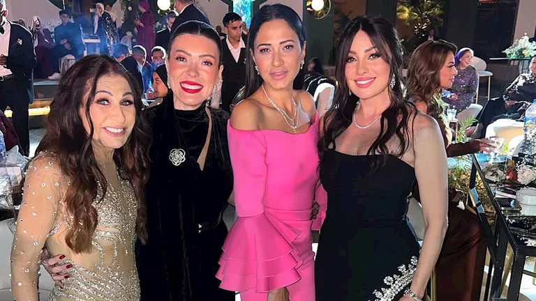 نرمين الفقي تنشر صورًا جديدة من حفل زفاف ابنة محمد هنيدي 